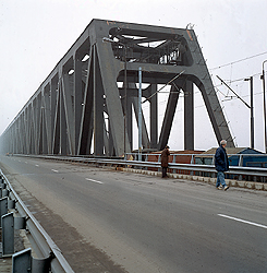 The new railway and highway bridge in Cernavoda 