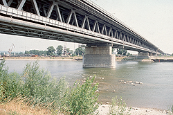 The river bridge 